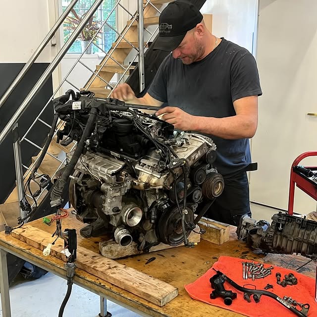 Reparation av BMW-motor - CN Autorepair